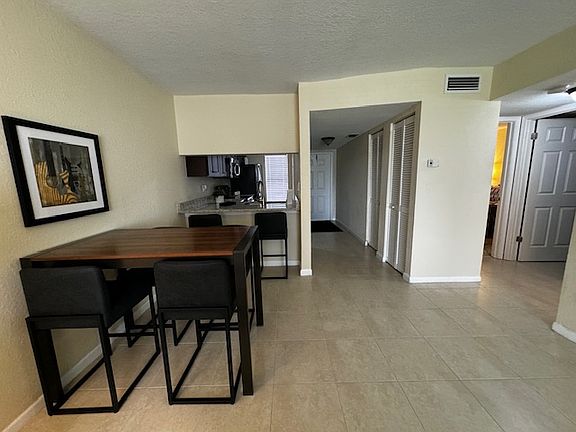 3rd image of 5090 Palm Hill Dr APT 192