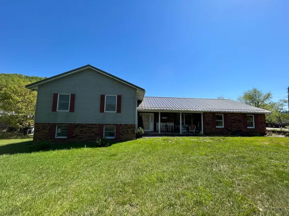 3439 Turnpike Rd, Summersville, WV 26651