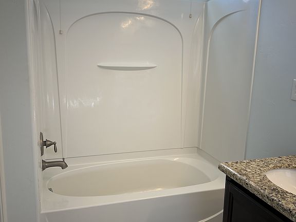 4th image of 1001 W Village Bend Ln #1001