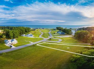 786 W Burton Farm Dr, Minnesott Beach, NC 28510