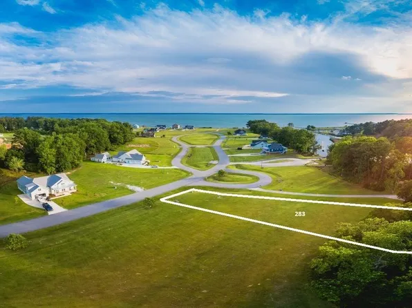 786 W Burton Farm Drive, Minnesott Beach, NC 28510