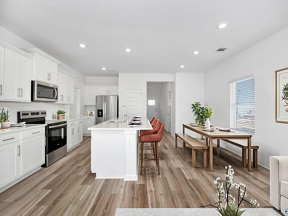 7th image of this home