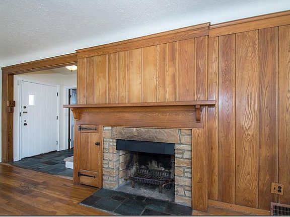 3rd image of 2391 S Belvoir Blvd