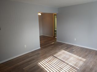 28181 Simmons Rd APT 3, Perrysburg, OH 43551