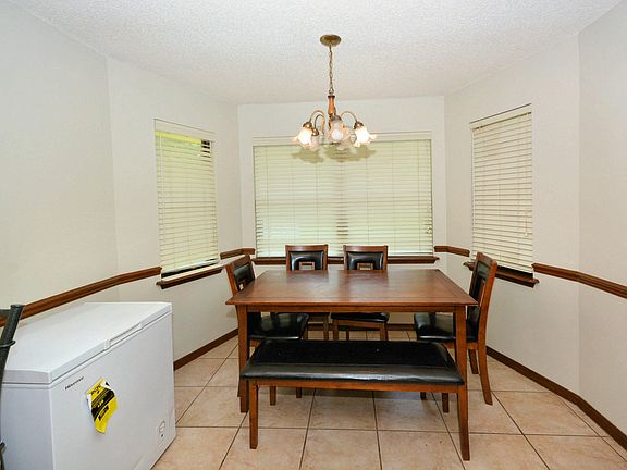 4th image of 8483 Bandera Cir W