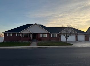 746 N Coulson Dr, Lindon, UT 84042