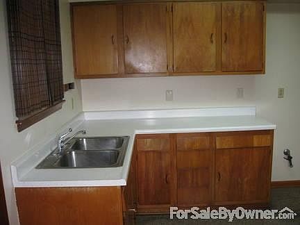 4th image of 435 Farrington Dr