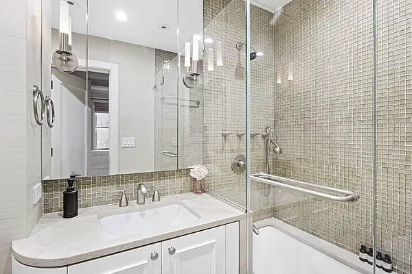 Sold by Compass | media 22