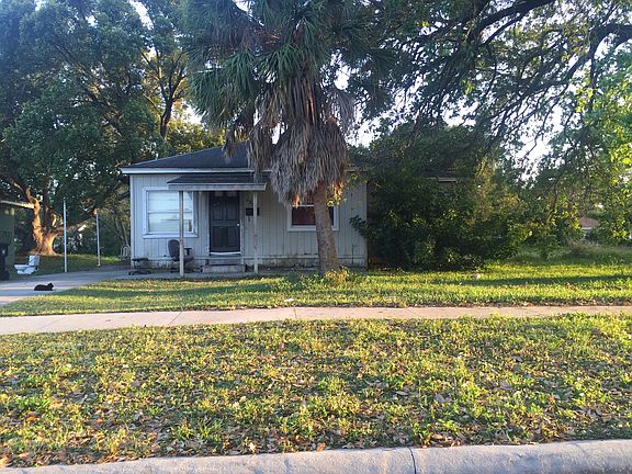3rd image of 634 18th St