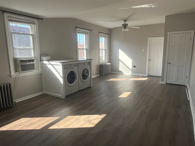 2713 E Clearfield St #2 — Photo 2