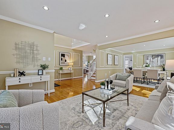 4th image of 2817 Jutland Rd