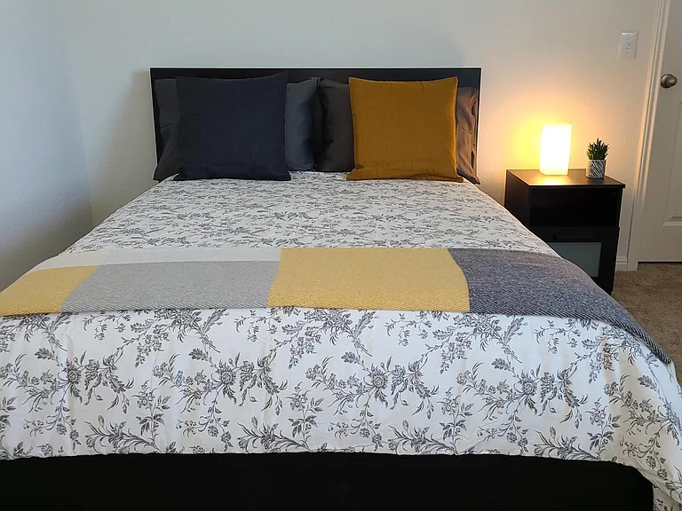 Another view of bedroom #4
