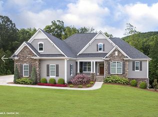 6166 Glen Holly Dr, Lizella, GA 31052