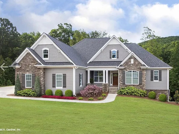 6166 Glen Holly Dr, Lizella, GA 31052