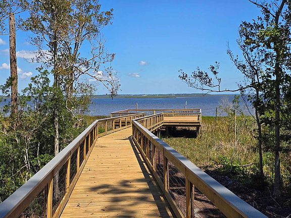 Sandy Bluff community boardwalk overlooking the Bells River