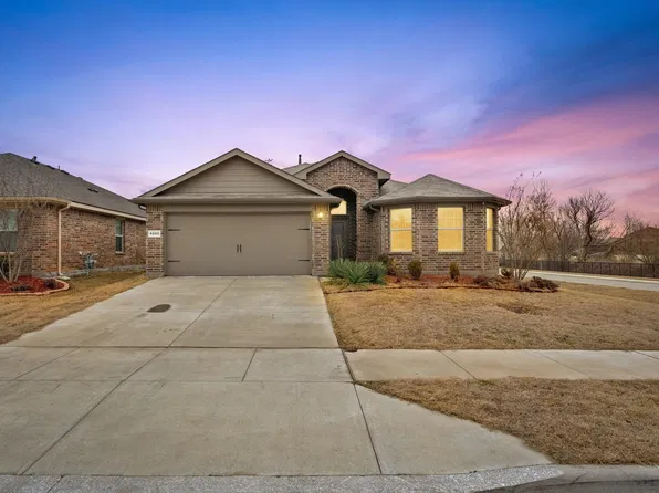 8025 Muddy Creek Dr, Fort Worth, TX 76131