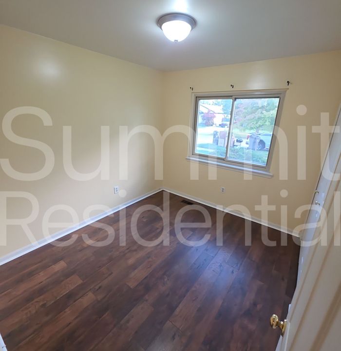 20417 Little Acres Dr, photo 11