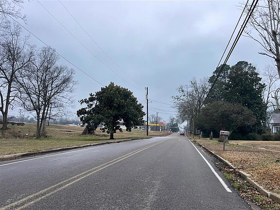 5th image of 623 S Meridian St