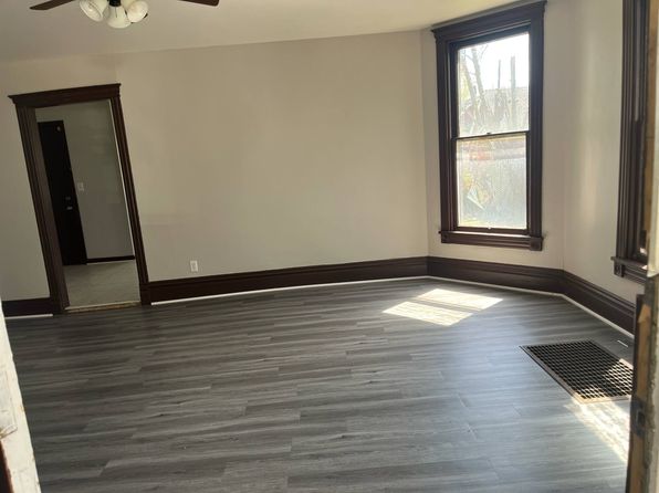 461 S State St APT 1