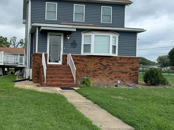 9100 Avenue C, Sparrows Point, MD 21219