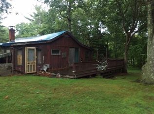 66 Daniel Shays Hwy, Pelham, MA 01002