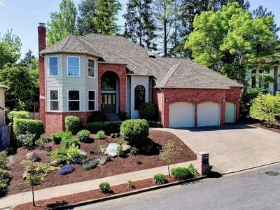 14488 Pfeifer Dr, Lake Oswego, OR, 97035