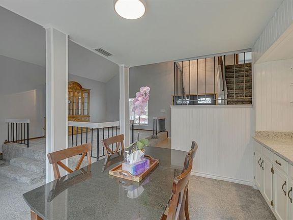 4th image of 2404 Mesquite Ct E