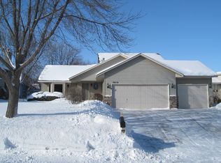 7059 Ximines Ln N, Maple Grove, MN 55369