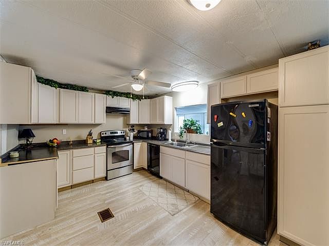 1st image of 26062 Princess Ln