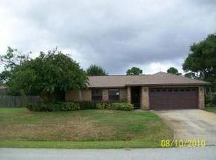 385 Pepper St NE, Palm Bay, FL 32907