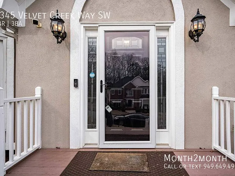 1345 Velvet Creek Way SW — Photo 39