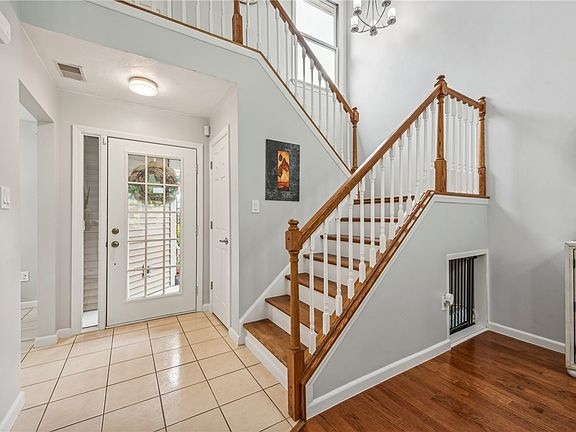 4th image of 1303 Hunt Club Dr