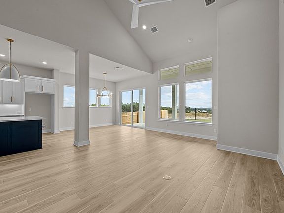 The Bluebonnet - Family Room