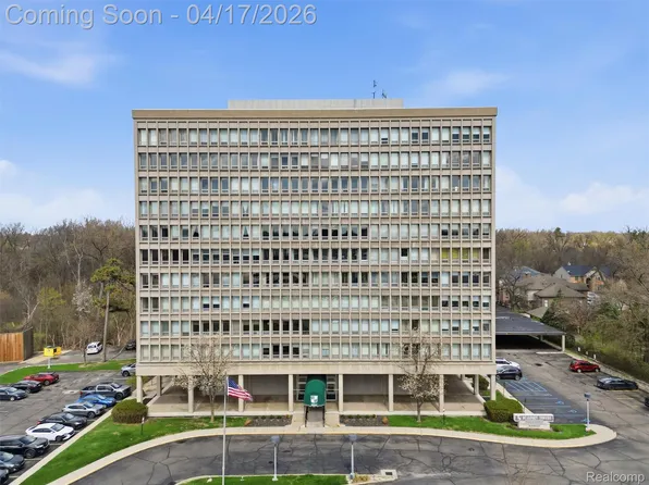 22700 Garrison St, Dearborn, MI 48124