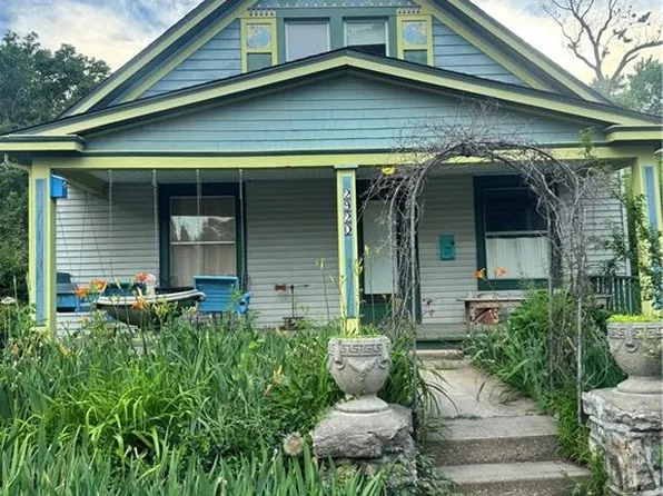 2920 Holly St, Kansas City, MO 64108
