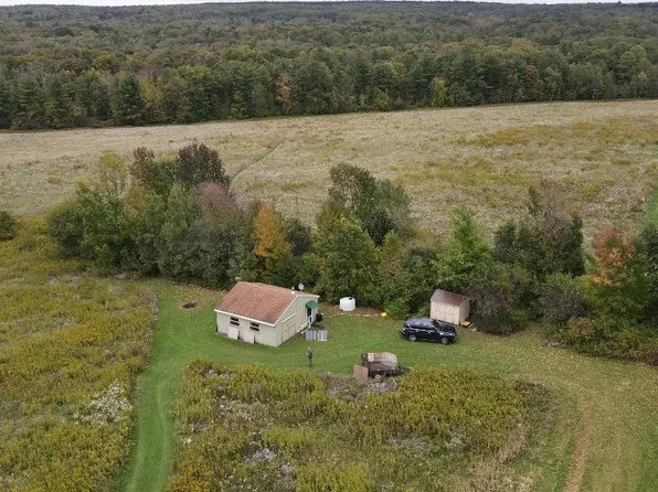 1162 Cloverleaf Rd, Locke, NY 13092