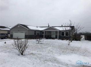 1932 Riverview Dr, Defiance, OH 43512