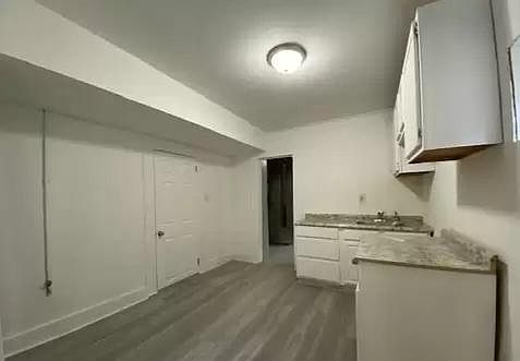 4th image of 3132 W 50th St
