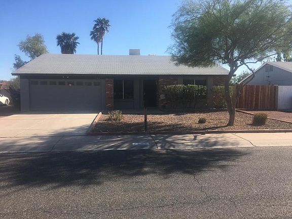 2nd image of 2827 W Villa Maria Dr