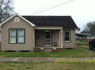 1600 Charity St, Abbeville, LA 70510