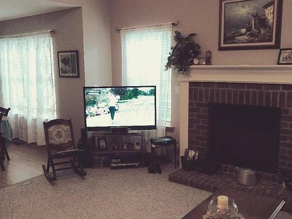 4th image of 670 Norfolk Ct