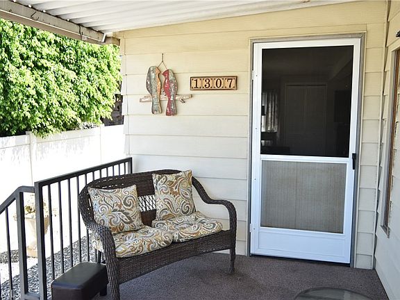 5th image of 1307 Orangewood Sq