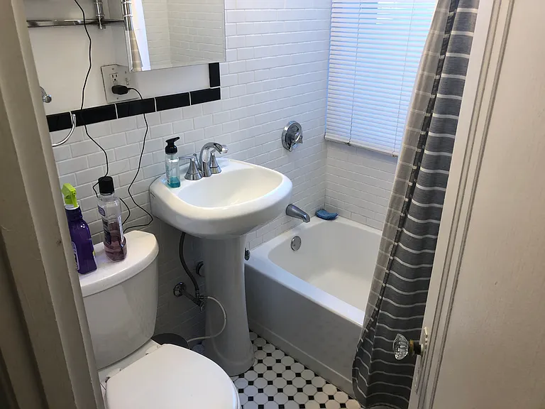 1091 Boylston St #6 — Photo 2
