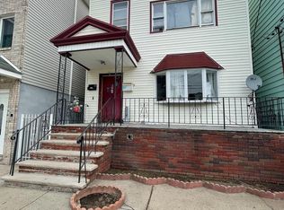 118 Williams Ave, Jersey City, NJ 07304