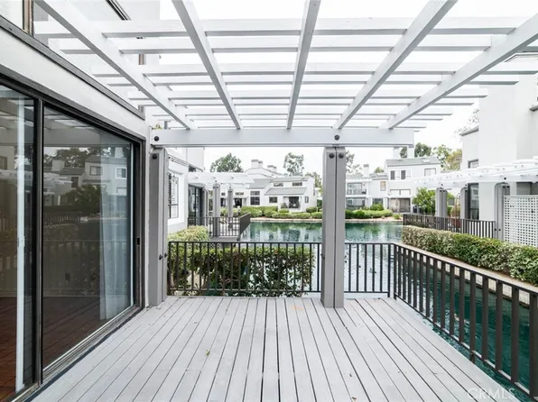 31 Waterway #3, Irvine, CA 92614