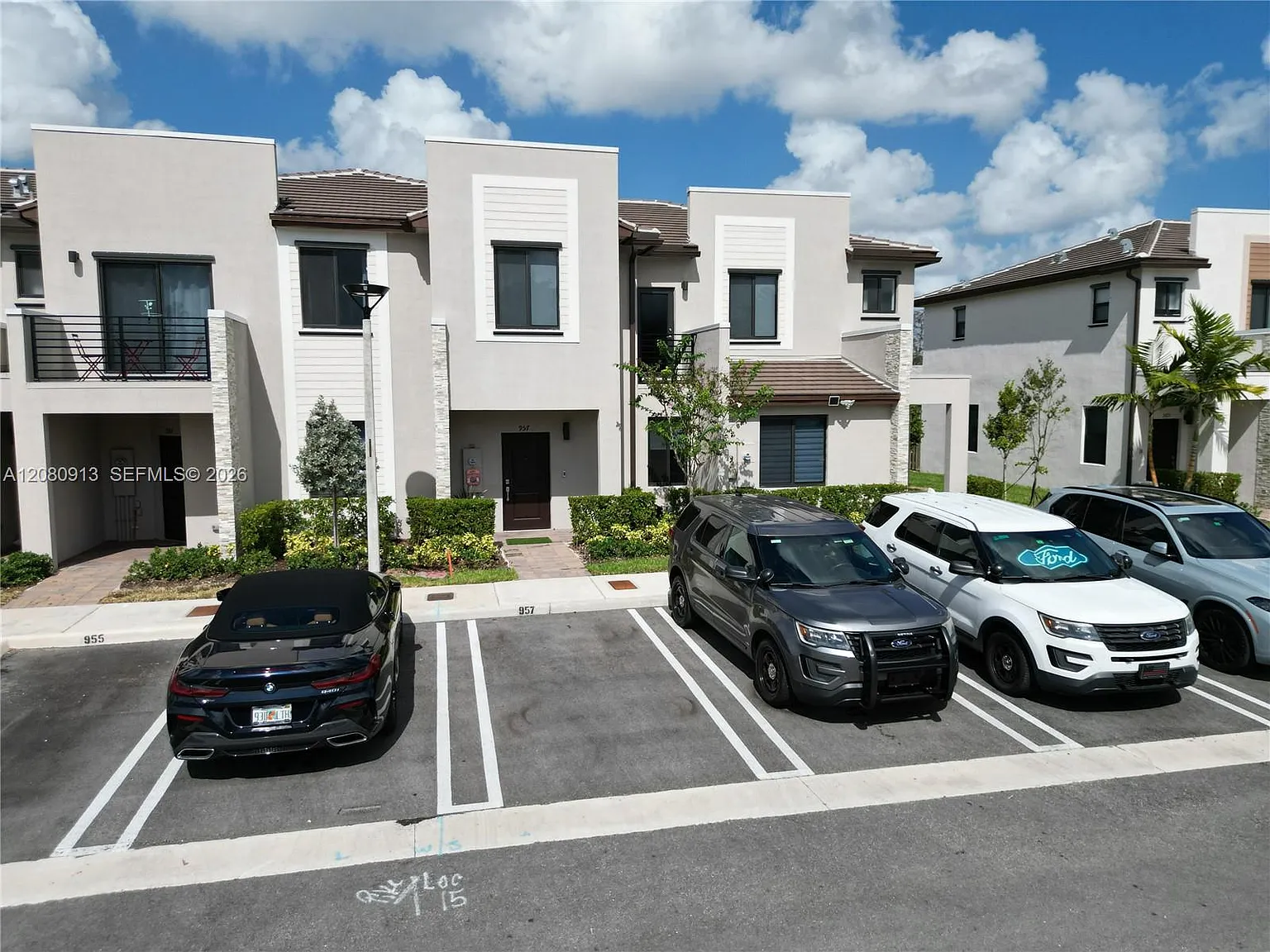 Via Ventura Neighborhood — Photo 1
