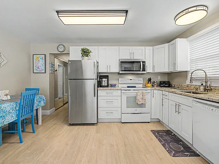 9609 Ventnor Ave #C9 — Photo 10