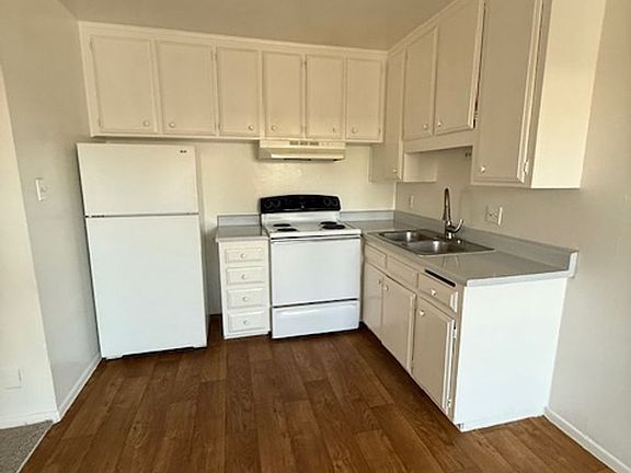 2nd image of 721 Lilly Ln #18C