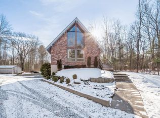 920 Glebe St, Taunton, MA 02780