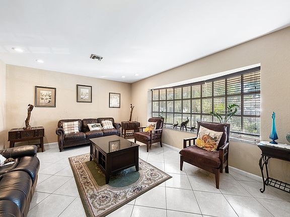 5th image of 8305 NW 37th Street